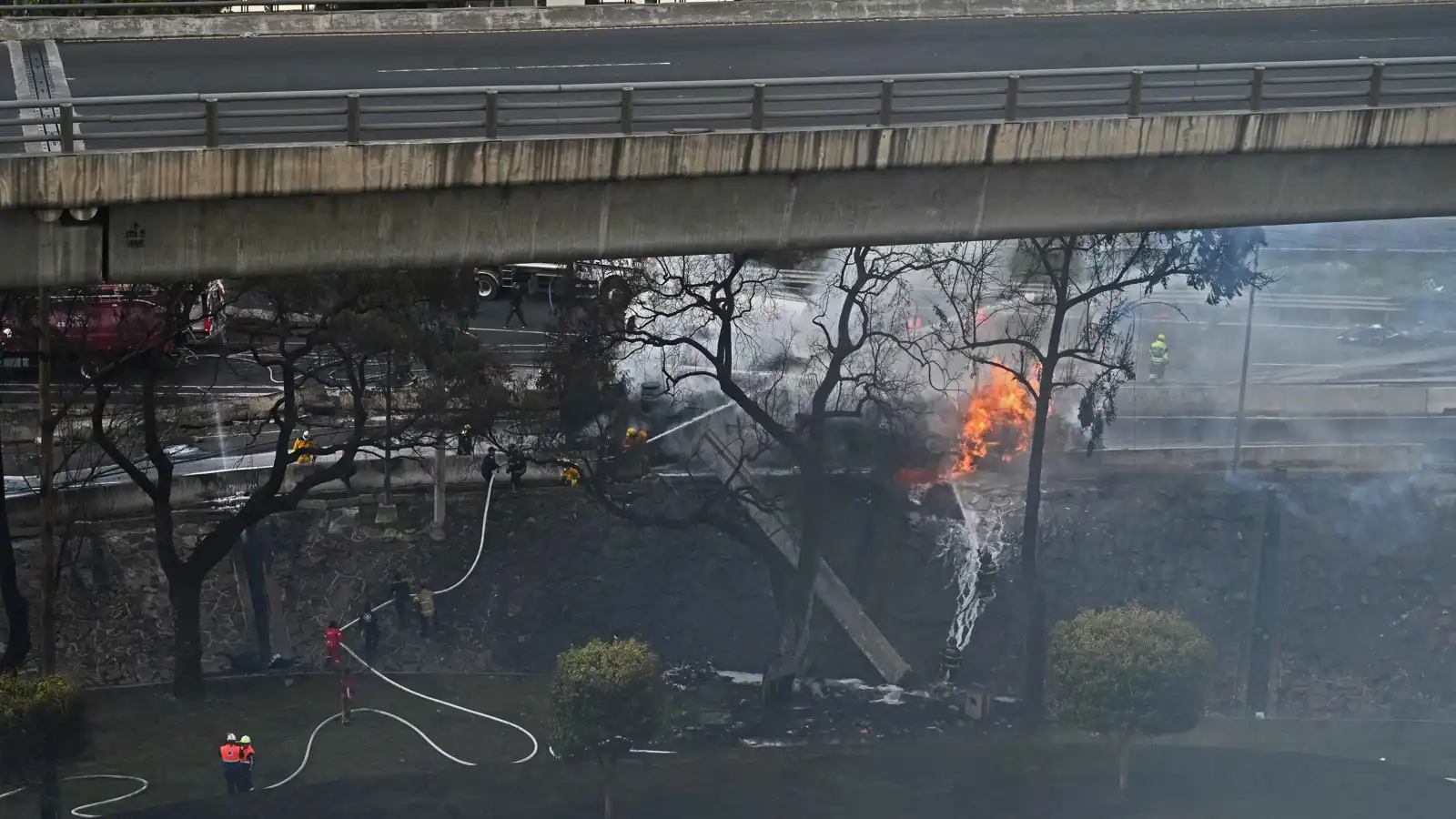 عشرات القتلى والجرحى بانفجار صهريج غاز في المكسيك (فيديو)