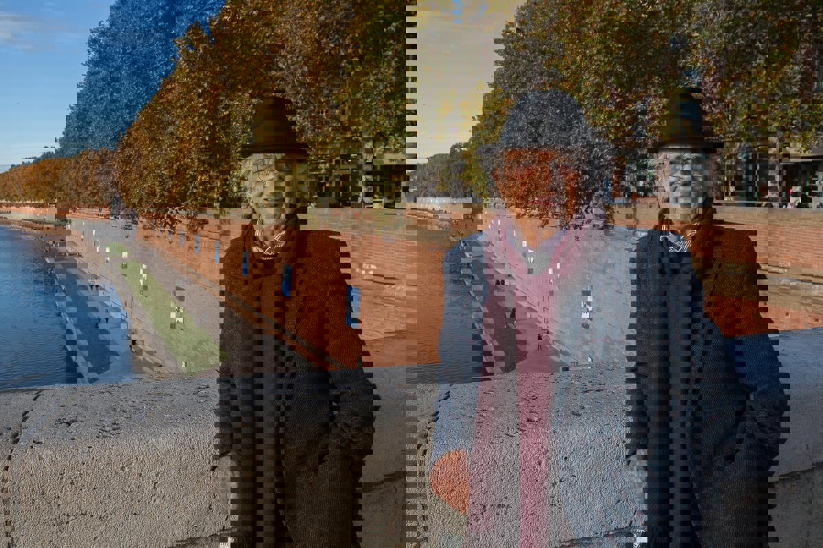 شاعرة تحمّس أدونيس لتقديمها للقارئ العربي.. من هي؟