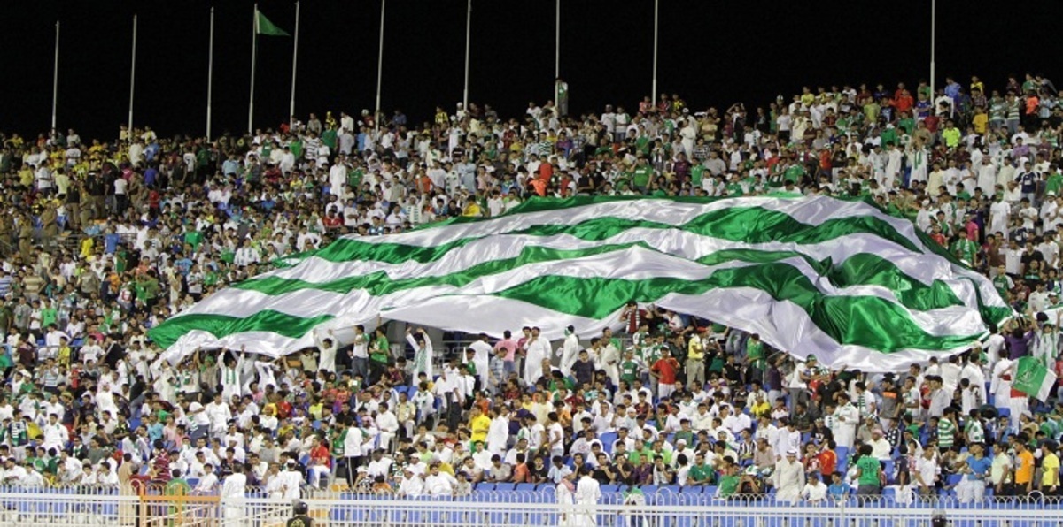 إنفوجرافيك.. أبرز مباريات الأربعاء بالمواعيد والقنوات والمعلقين