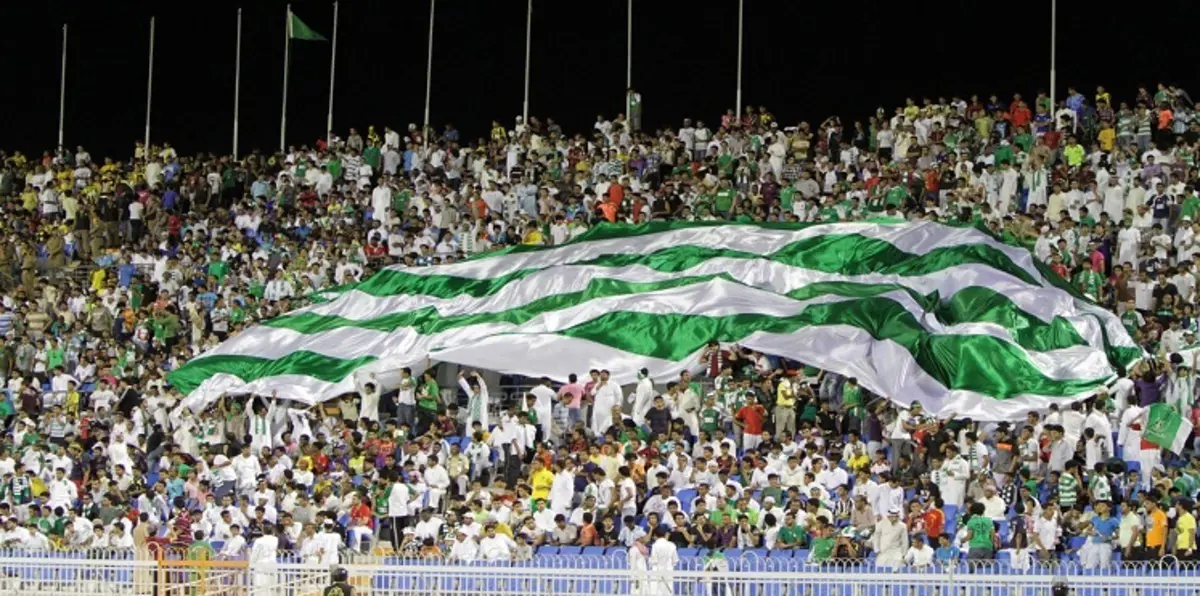 إنفوجرافيك.. أبرز مباريات الأربعاء بالمواعيد والقنوات والمعلقين