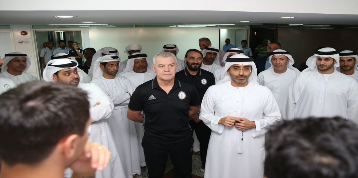 نادي الوحدة الإماراتي يعلن رسميًا رحيل المدرب أغيري