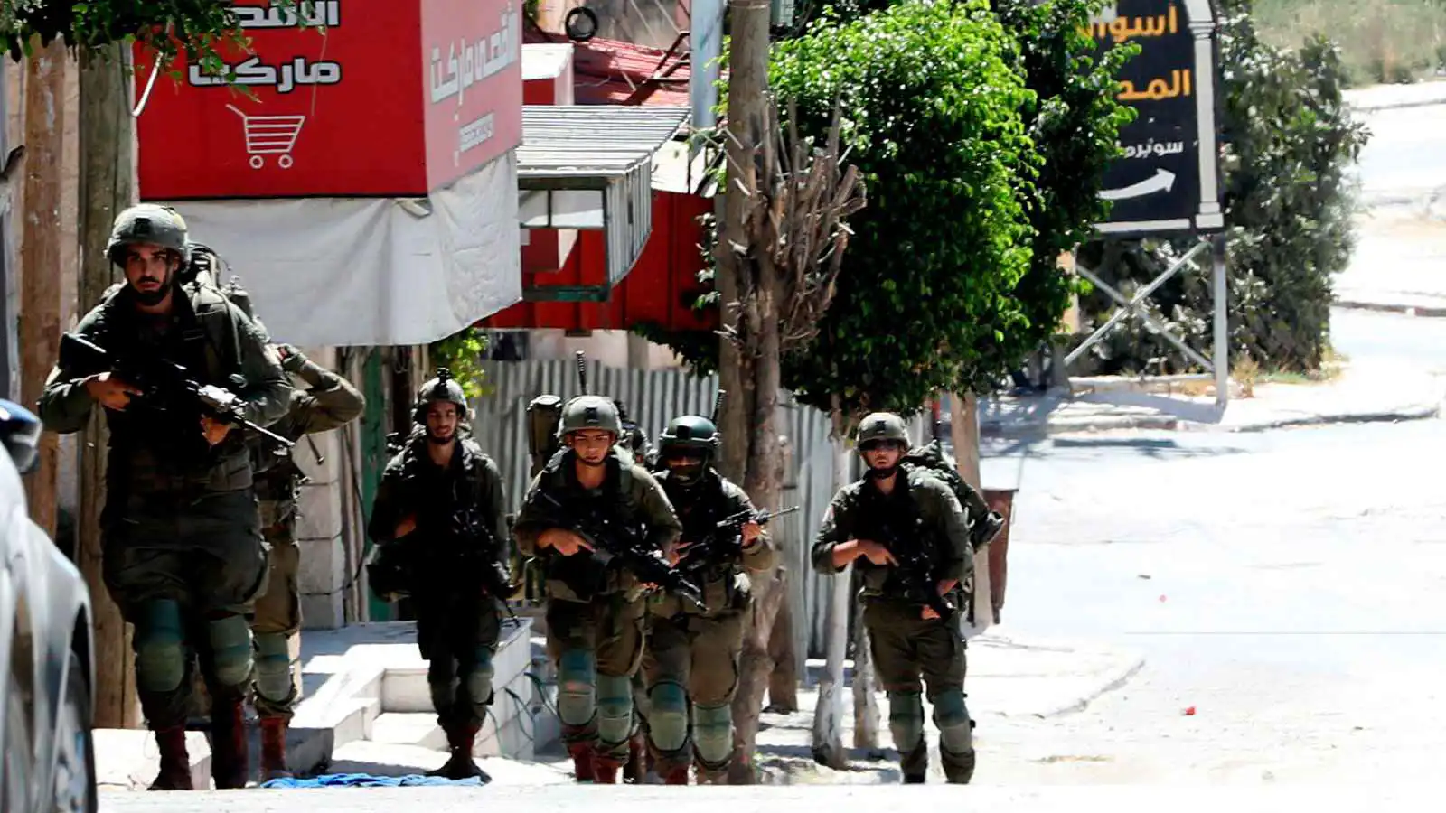 لليوم الثالث.. الجيش الإسرائيلي يواصل اقتحاماته في طوباس (فيديو)