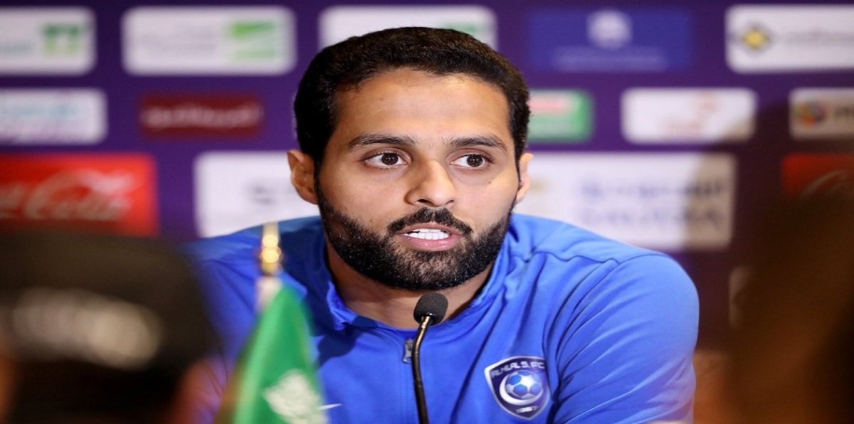 ماذا طلب مشجع ياباني من ياسر القحطاني قائد نادي الهلال السعودي؟ (فيديو)