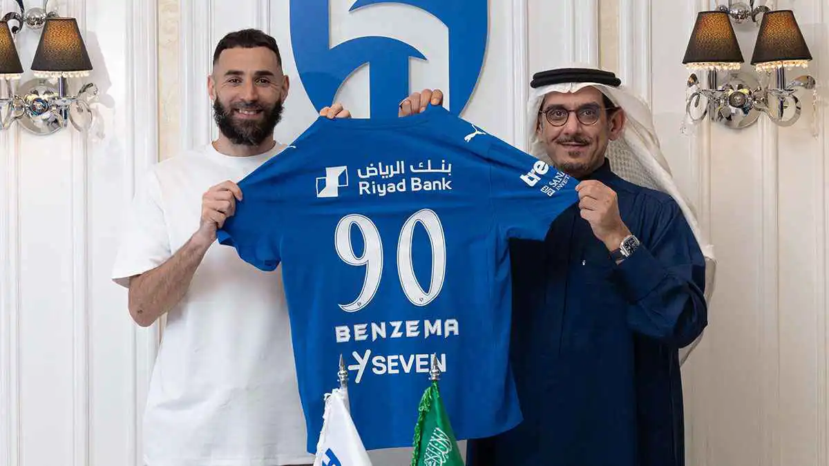 ميركاتو الصدمات.. 4 مكاسب جناها الاتحاد بخروج كريم بنزيما