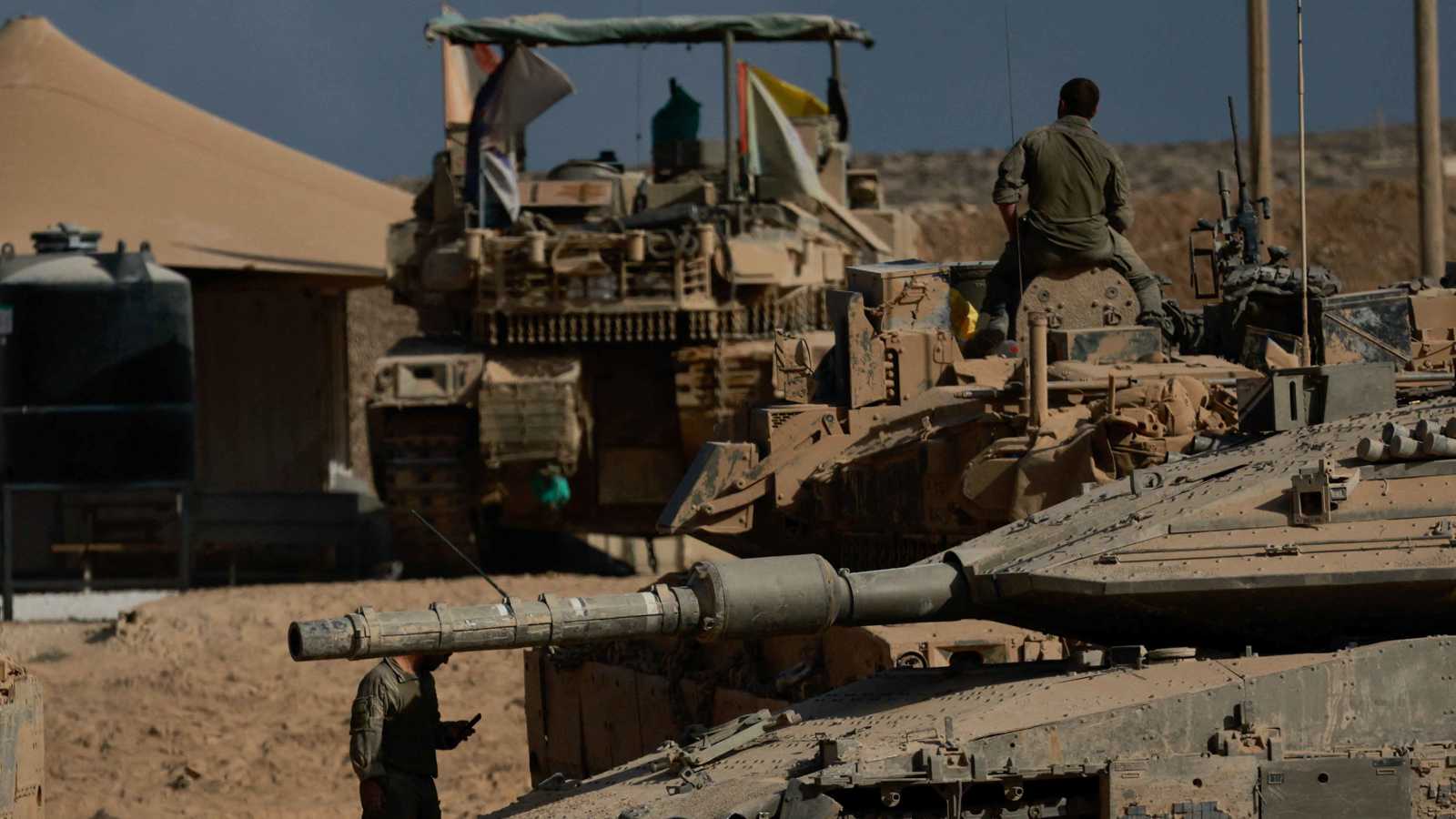 مقتل 4 جنود إسرائيليين وإصابة آخرين بانفجار عبوة ناسفة في رفح