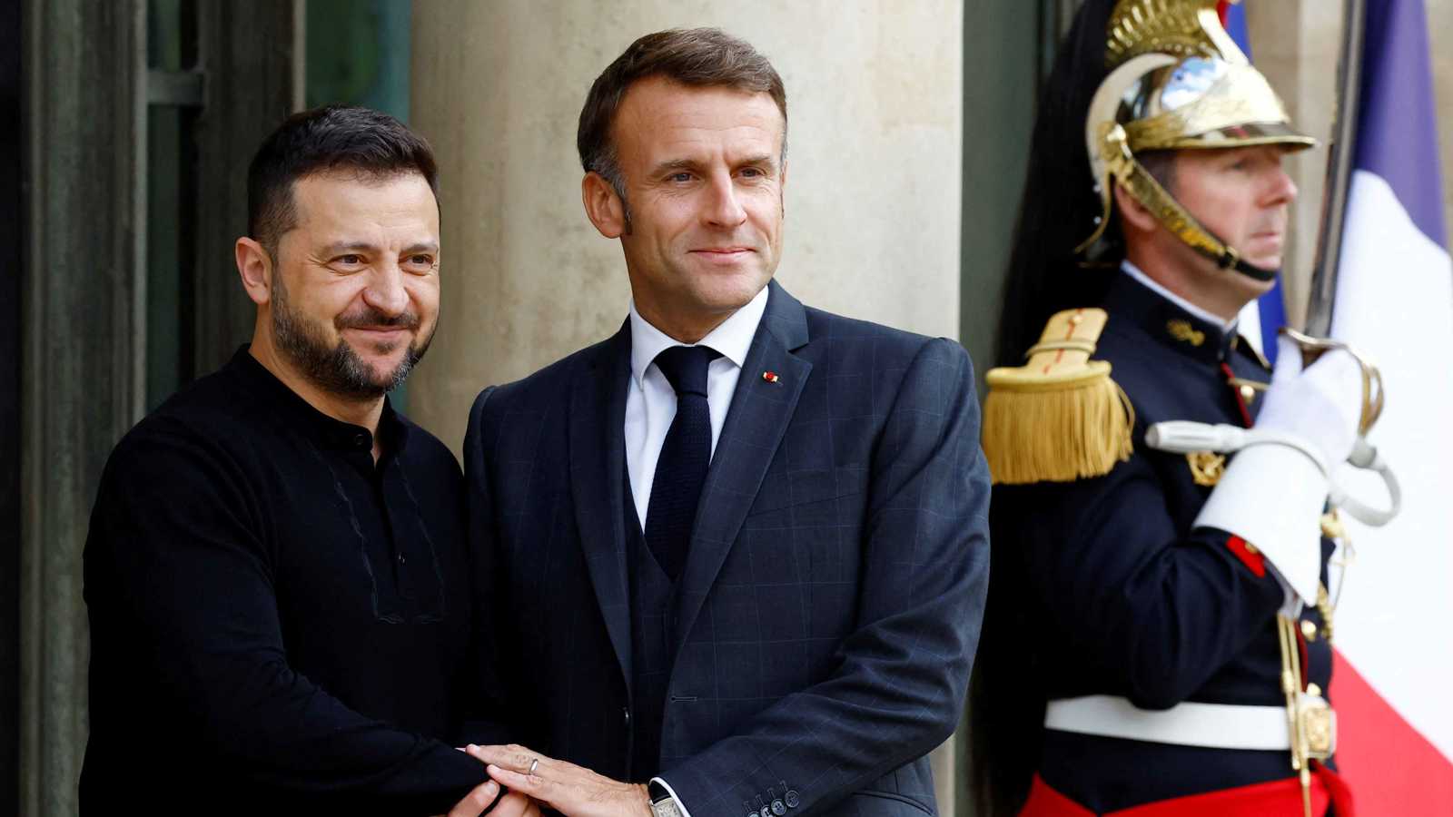 الإليزيه: ماكرون سيستقبل زيلينسكي في باريس يوم الاثنين