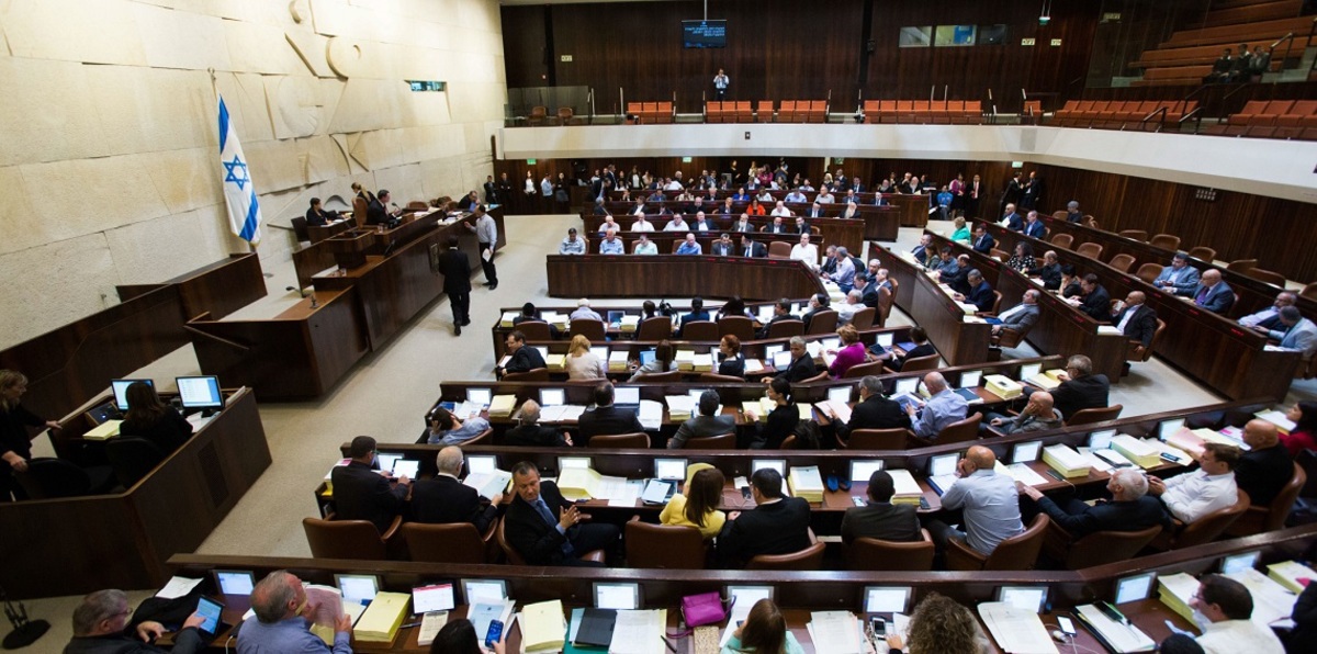 الكنيست الإسرائيلي يقر قانونًا يقيّد تسليم جثامين قتلى فلسطينيين