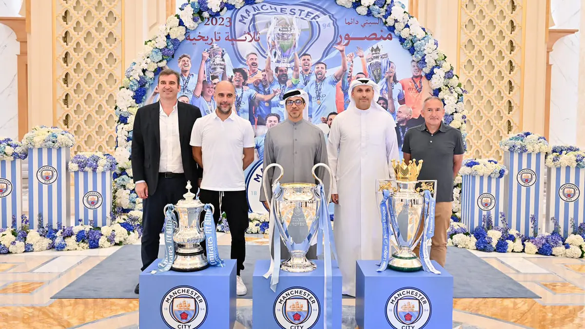 منصور بن زايد: إنجازات مانشستر سيتي ستفتح آفاقًا واسعة لحصد المزيد من البطولات
