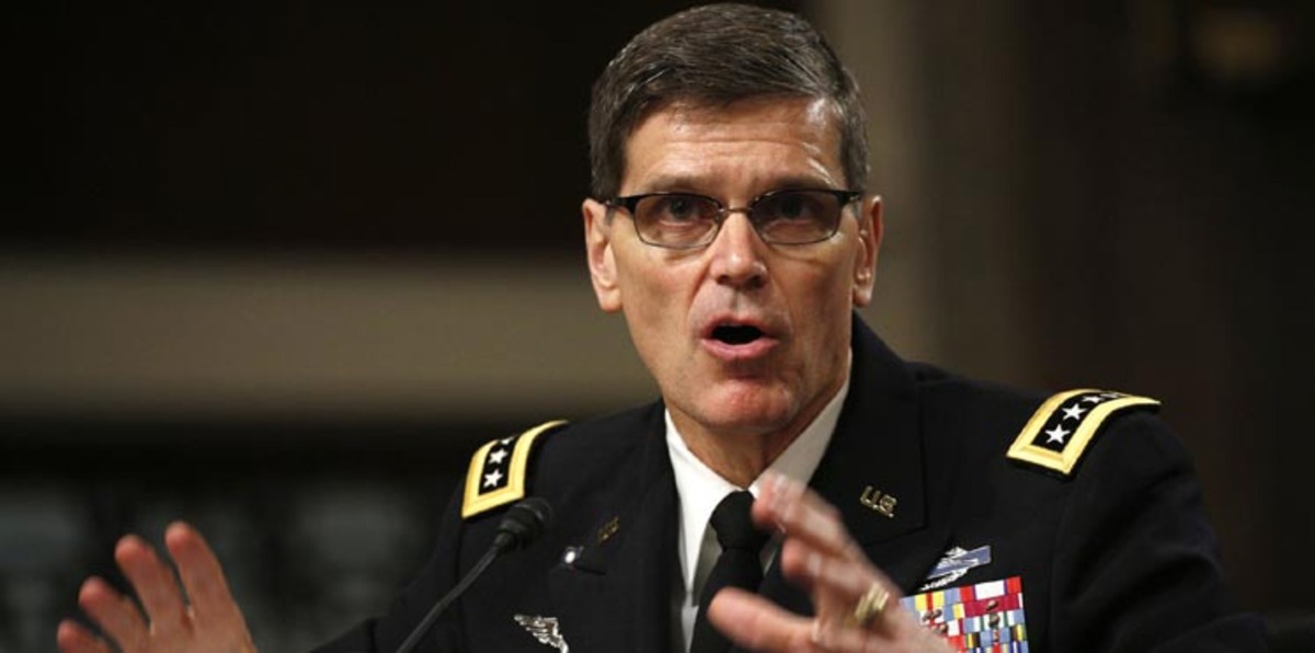 الجيش الأمريكي: إيران زودت الحوثيين بأسلحة متطورة تهدد الملاحة في باب المندب