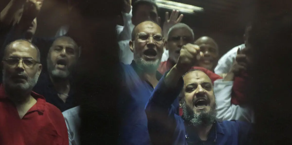 أحكام بالسجن المشدد بحق 6 قيادات من الإخوان المسلمين بمصر