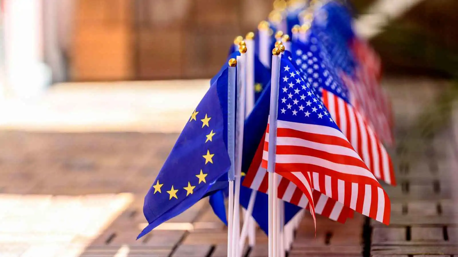 "حرب التأشيرات".. اختبار جديد لهشاشة التحالف عبر الأطلسي