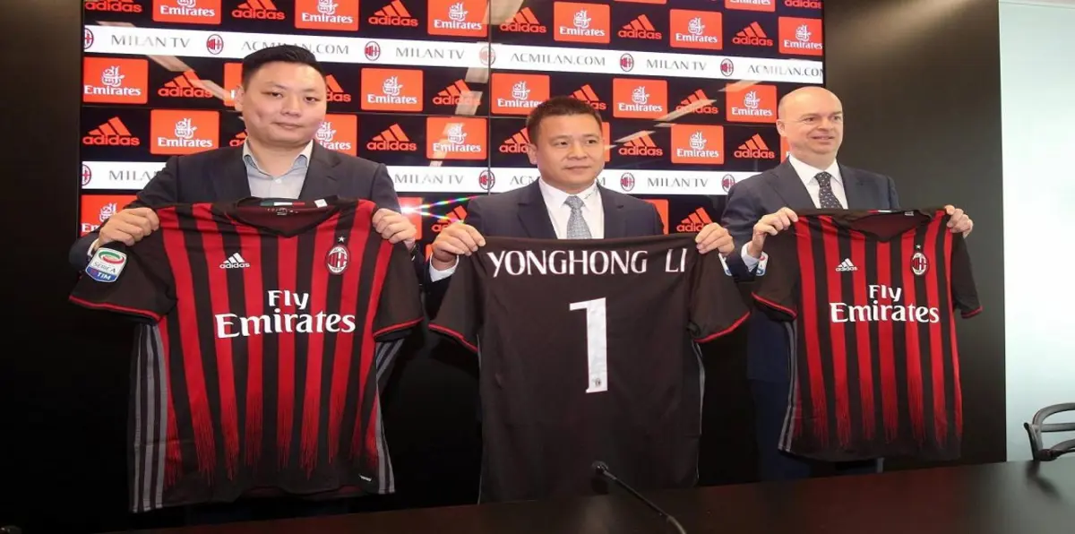 السلطات الإيطالية تفتح تحقيقًا بشأن بيع نادي ميلان لمجموعة صينية
