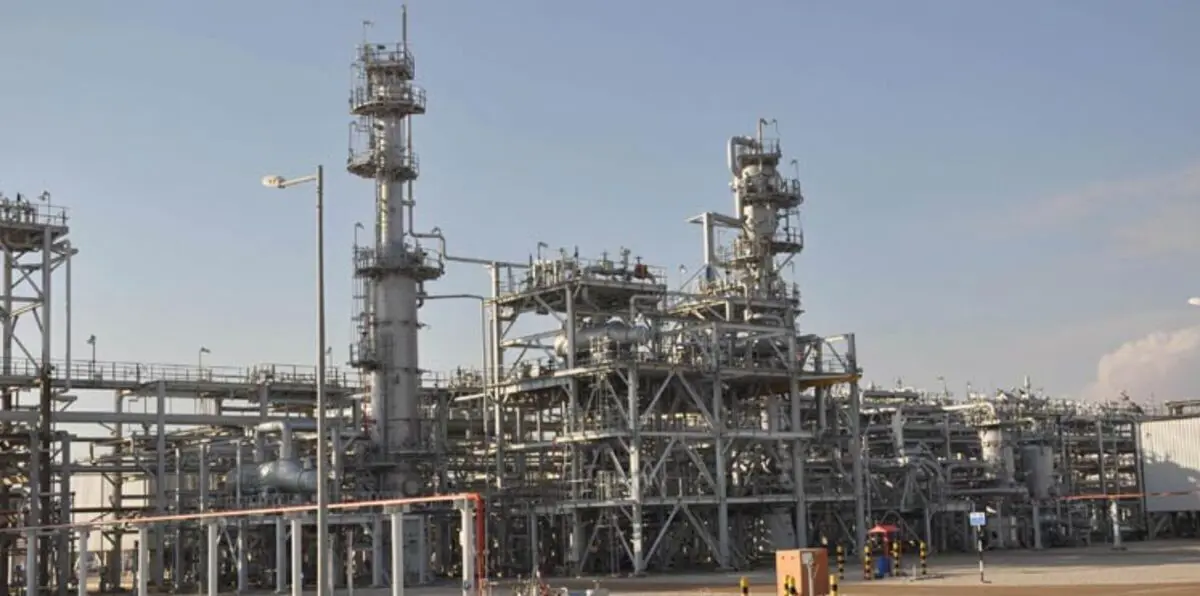 داعش يدمر أكبر معمل لتكرير الغاز في سوريا