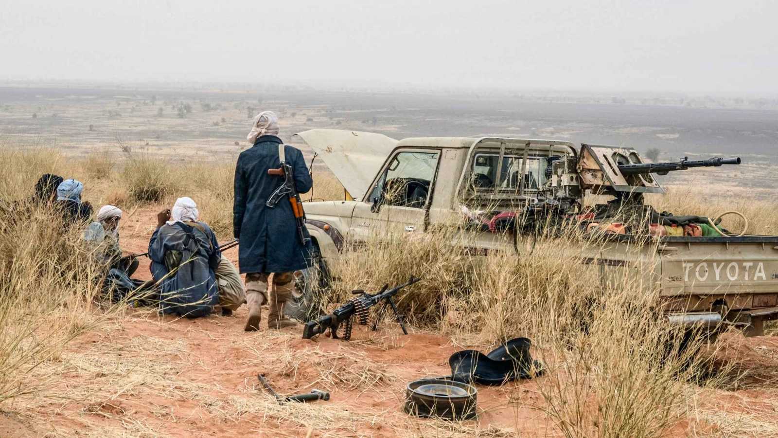 طرق مالي تحت النار.. جهاديون يضربون الاقتصاد والجيش على حد سواء