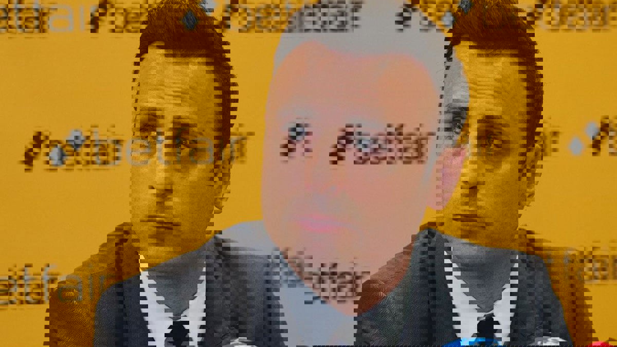 ديميتار برباتوف: بايرن ميونخ المرشح الأقوى للفوز بدوري أبطال أوروبا حال استئنافها