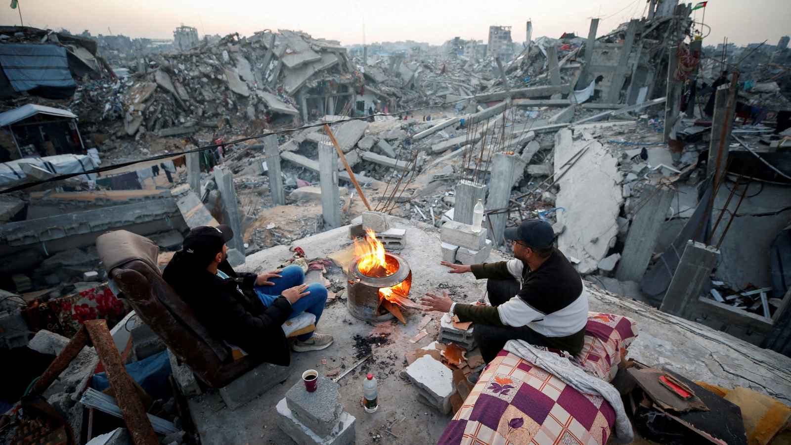 بعد تهديدات إدارة ترامب.. هل تُمنح إسرائيل الإذن لاستئناف حرب غزة؟