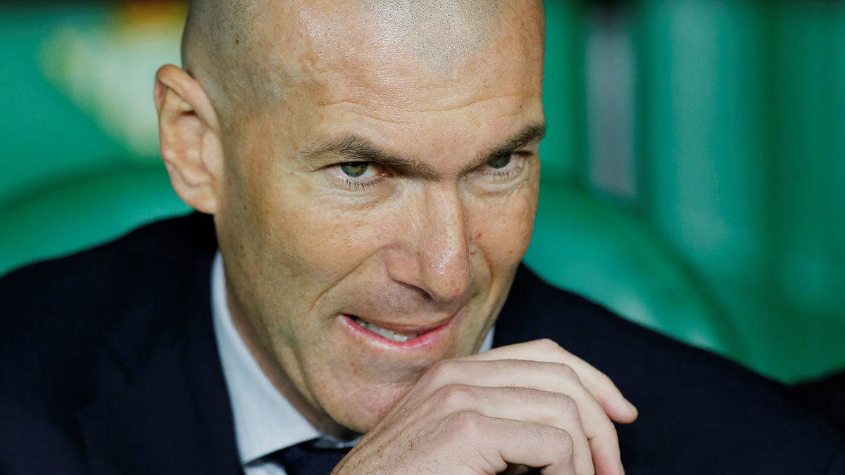 زيدان: ريال مدريد افتقر لكل شيء في الهزيمة أمام ريال بيتيس