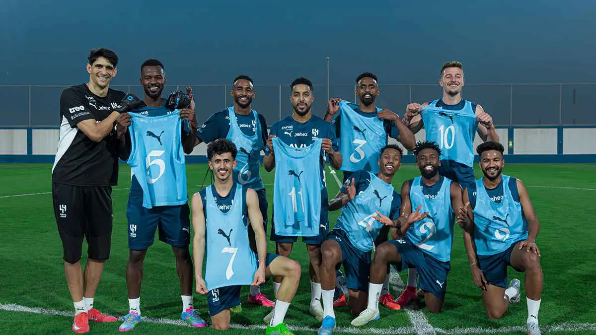 القرار الصادم.. سر استبعاد ياسين بونو من مباراة الهلال والخليج (فيديو)