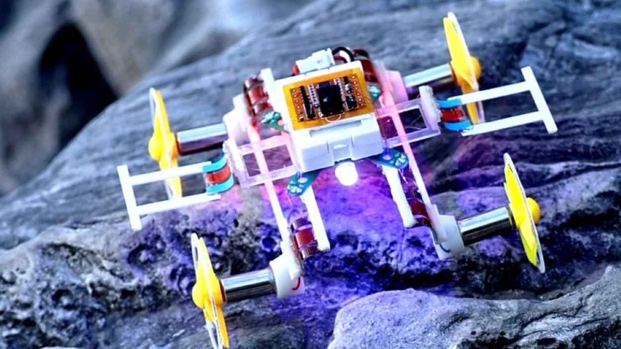 بحجم كف اليد.. روبوت متحوّل لإنقاذ الأرواح في أحلك الظروف