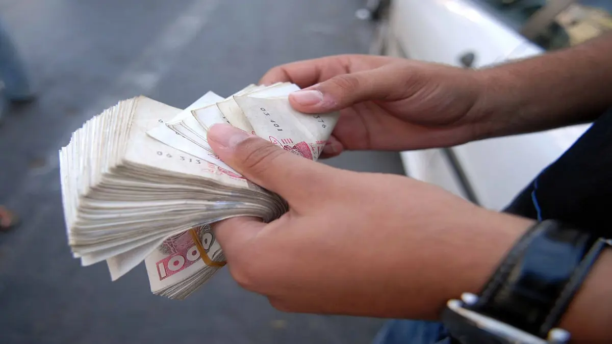 هل تتجه الجزائر لأزمة اقتصادية بسبب كورونا وأسعار النفط؟