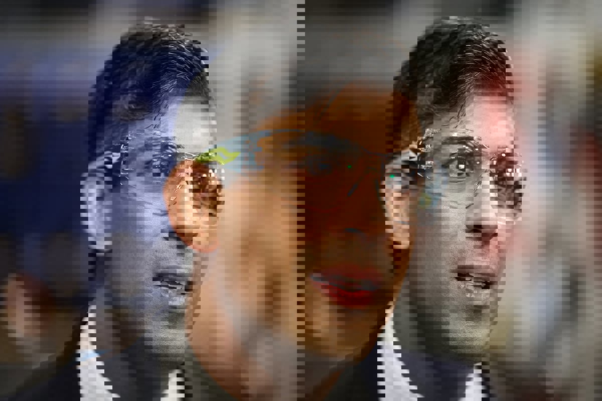 تلغراف: سوناك يقود المحافظين إلى مغامرة محفوفة بالمخاطر