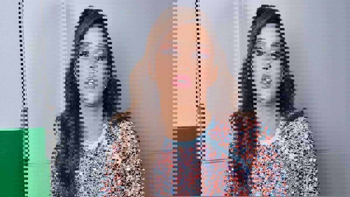 بلقيس تنهي أزمتها مع نقابة الموسيقيين بمصر