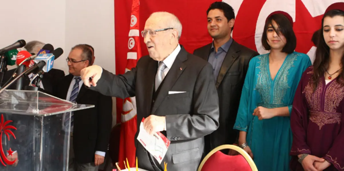 أزمة "نداء تونس" تهدد بفقدانه الأكثرية النيابية