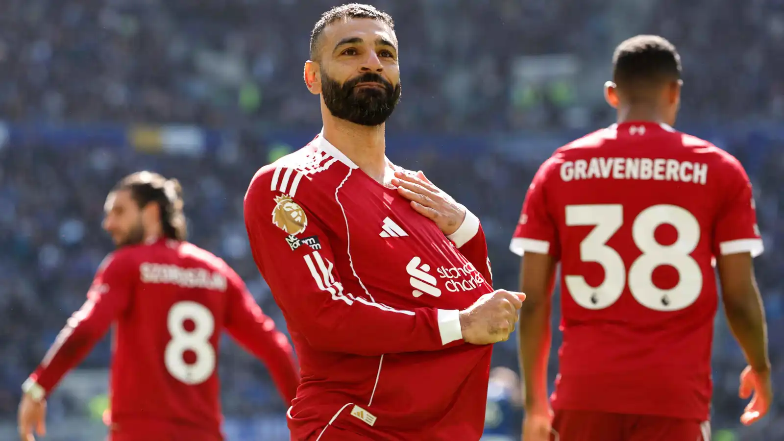 محمد صلاح يسجل ويحتفل بشكل جنوني ضد إيفرتون (فيديو)