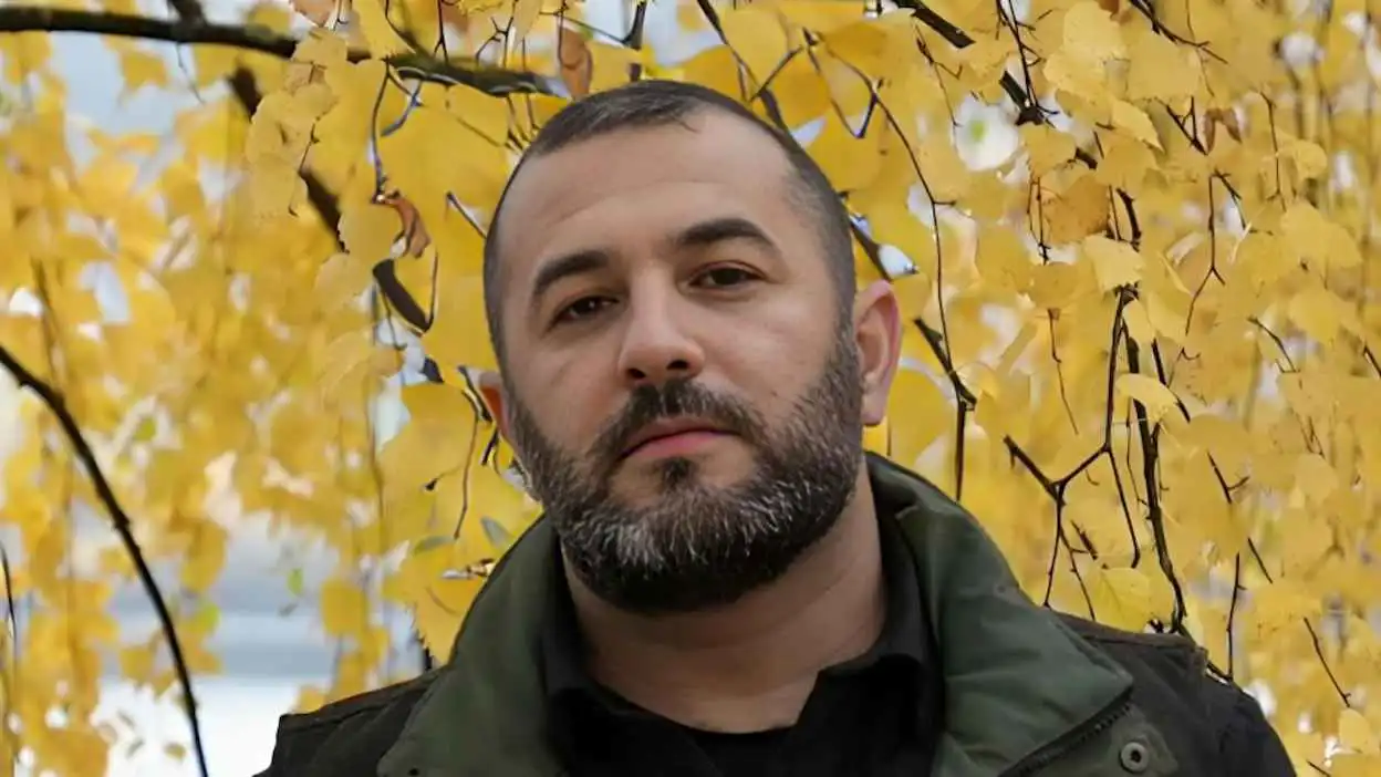 "بين عالمين".. فيلم فلسطيني يناقش أوضاع المغتربين في أوروبا