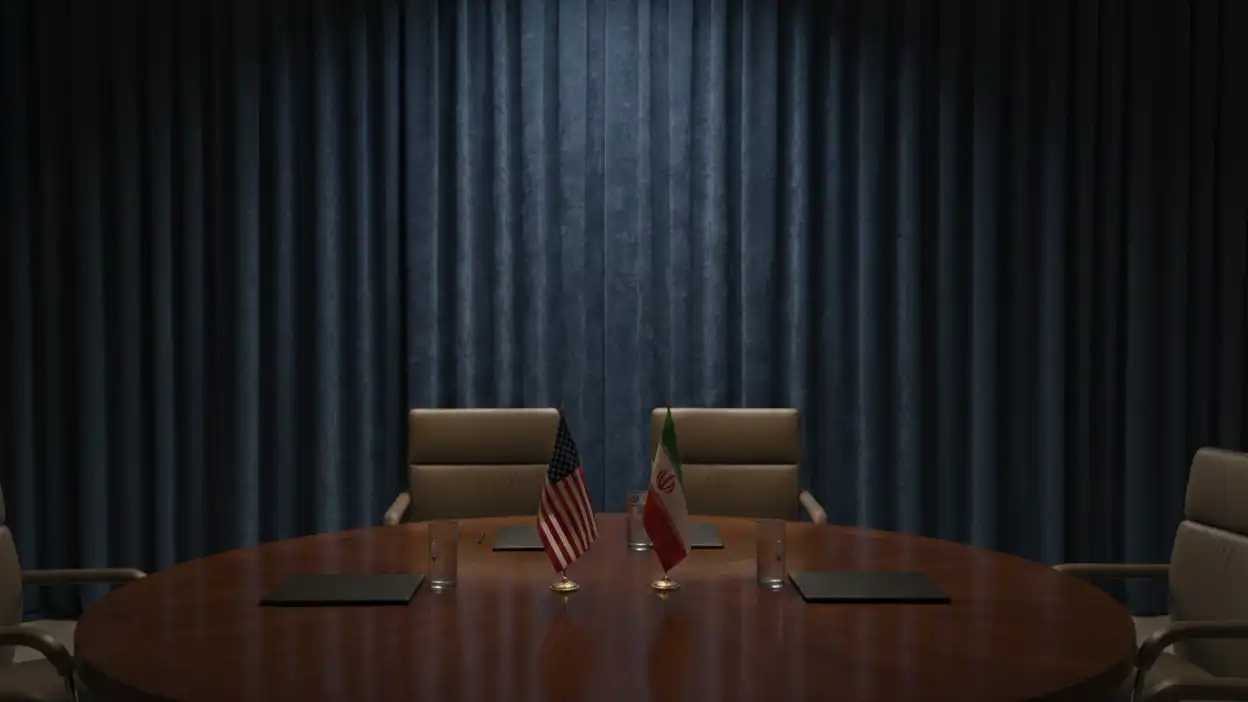 "أجواء جدية".. التلفزيون الإيراني يعلق على مفاوضات مسقط