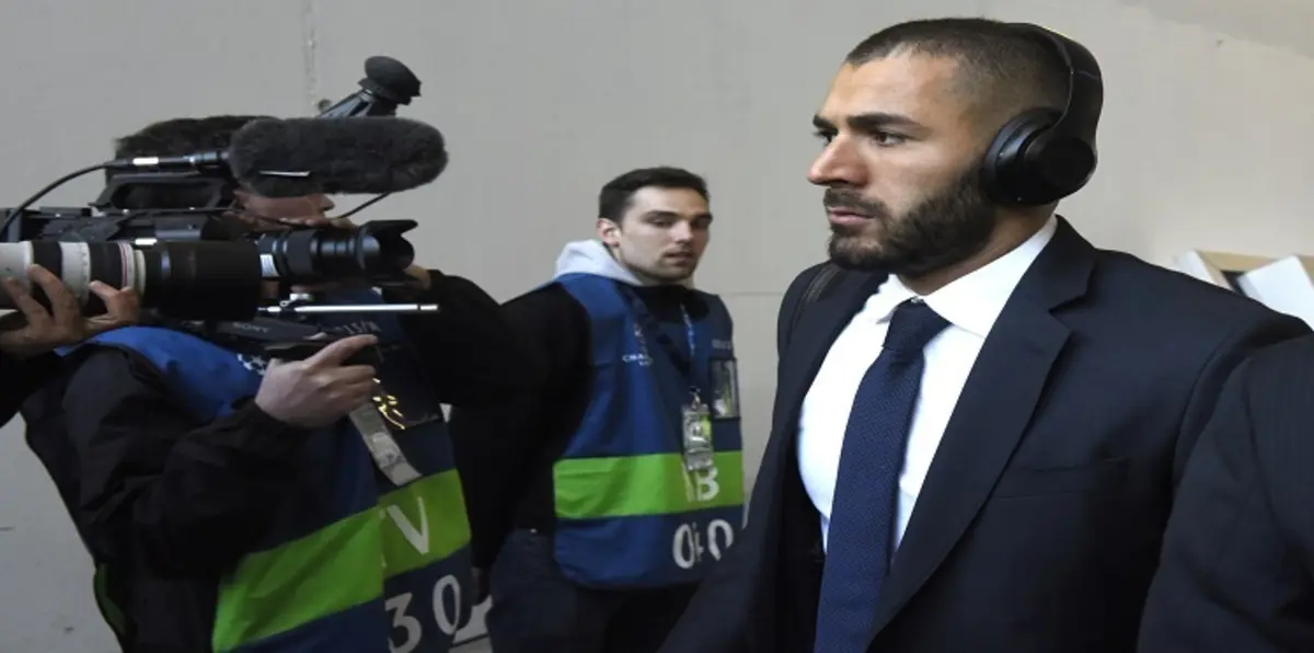 الكشف عن مدة غياب بنزيما عن ريال مدريد