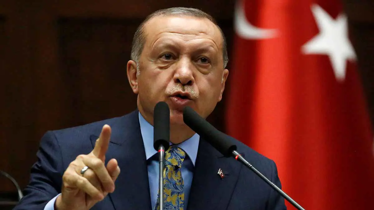 أردوغان يُهدّد بـ"محاكمة" أبرز مرشح للمعارضة في أنقرة