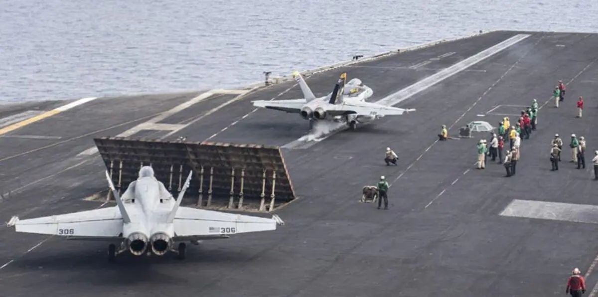 قائد  "هاري ترومان" : 72 مقاتلة مستعدة لقصف أهداف في ليبيا إذا لزم الأمر