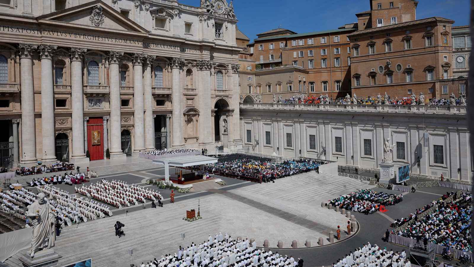 كرادلة الكنيسة الكاثوليكية يناقشون اليوم انتخاب بابا جديد للفاتيكان