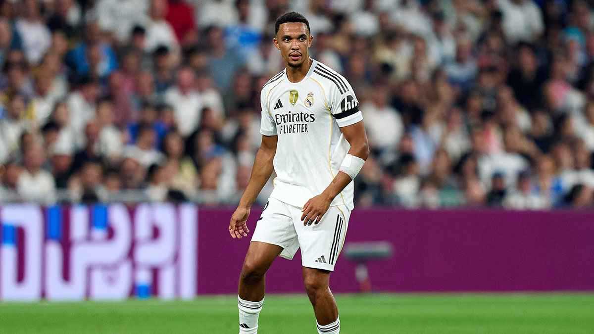 هل يرحل أرنولد سريعا عن ريال مدريد ويعود للدوري الإنجليزي؟