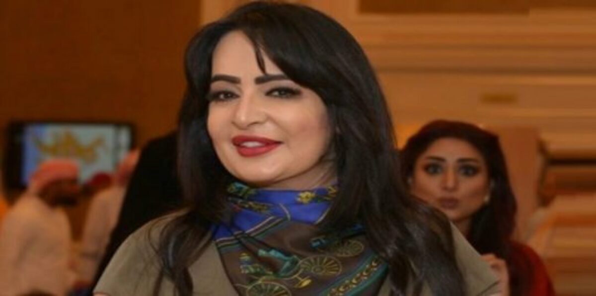 بعد خلعها الحجاب.. بدرية أحمد تفاجئ جمهورها مجددًا (فيديو)