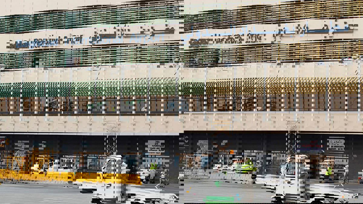 إيران تدين الهجوم الذي استهدف مطار بغداد