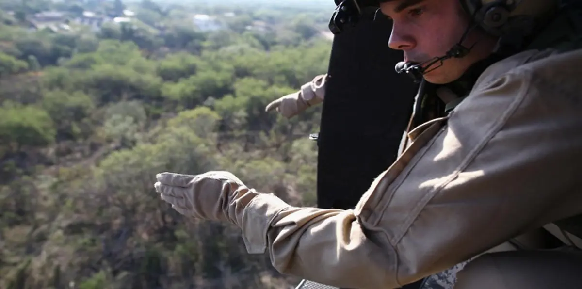    استئناف الغارات الأمريكية الليبية على مواقع لداعش في آخر معاقله بسرت