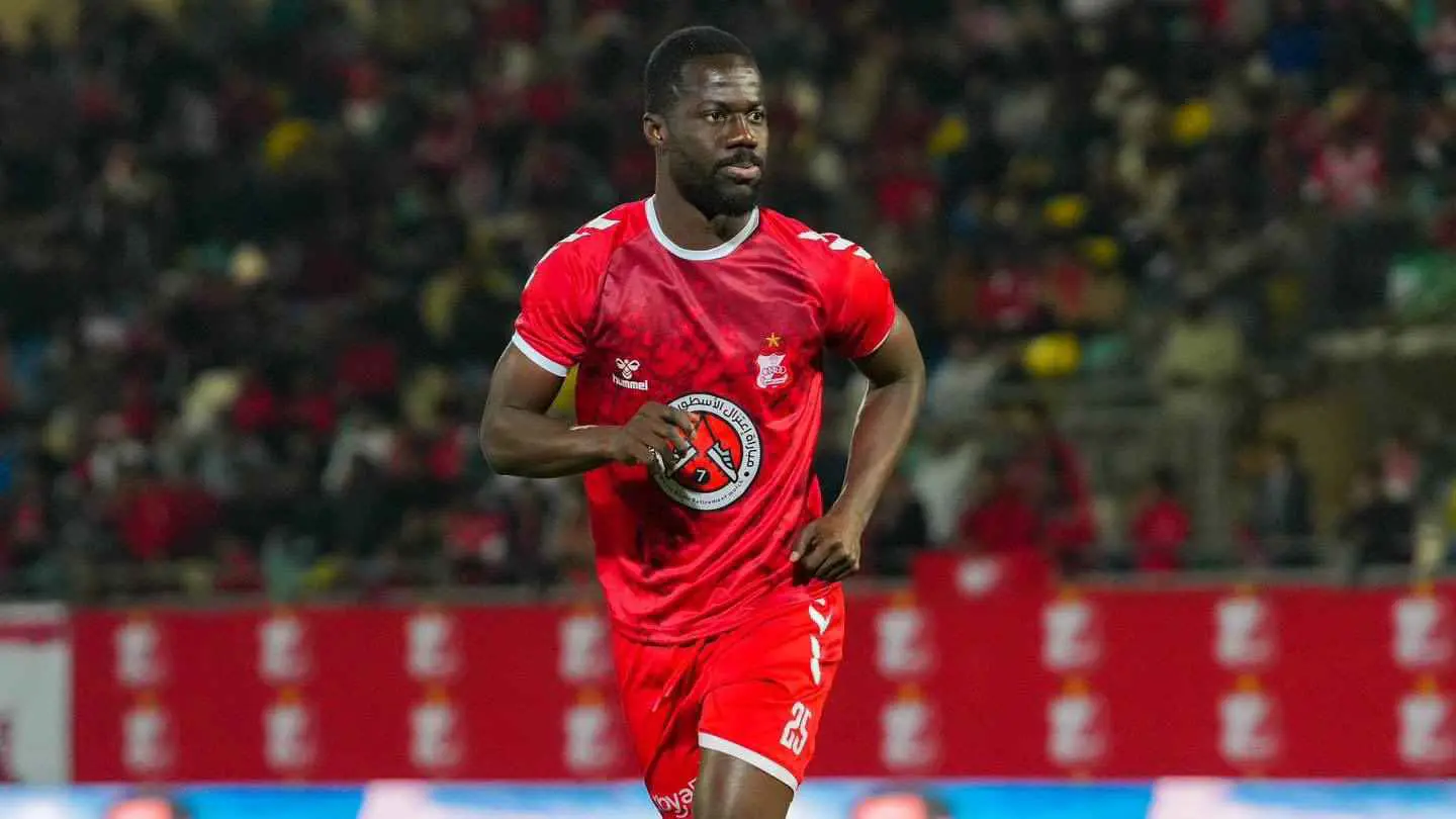 محترف الإفريقي التونسي يهدّد بفسخ العقد بعد تعطّل "الجواز الطبّي" لتأهيله
