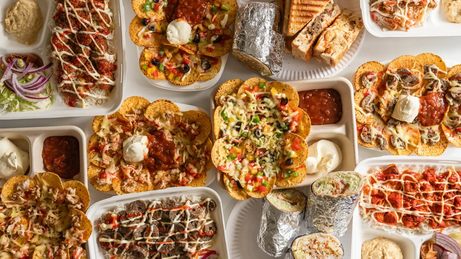 أضرار كارثية.. نجما "يوتيوب" يوثقان تأثير الأطعمة المعالجة على الصحة (صور)