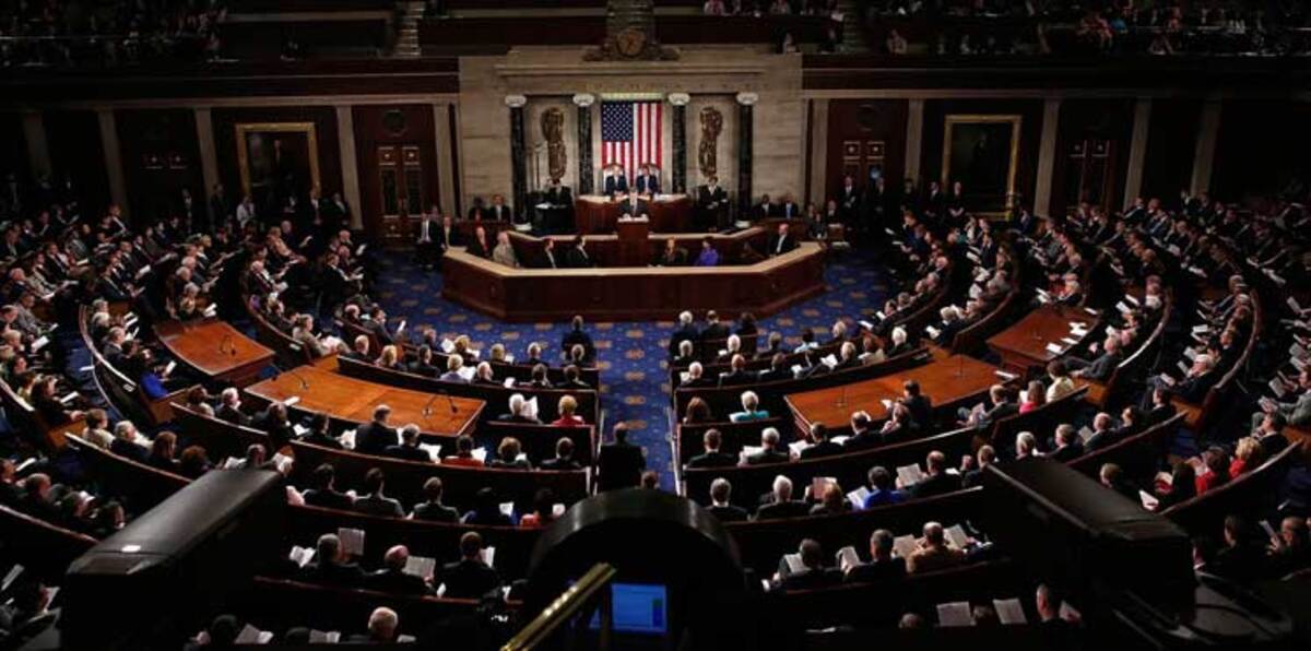 مشرعون أمريكيون يناقشون خطط الهند لتطوير ميناء إيراني