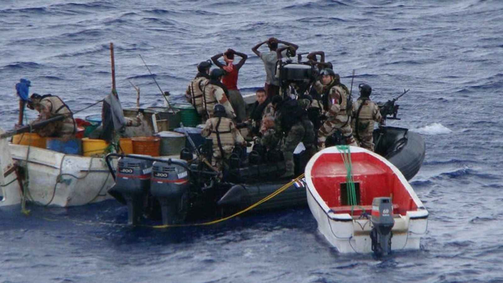 فرنسا تحذّر: القرصنة في خليج غينيا تغذّي فوضى الساحل