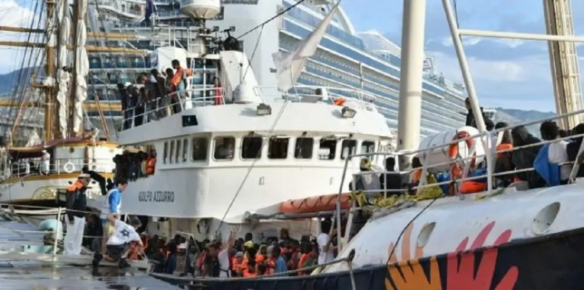 إيطاليا تعتزم إغلاق موانئها أمام سفن أوروبية تنقذ المهاجرين