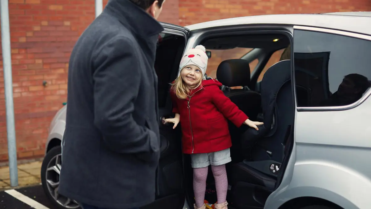 أدوات مهمة لا بد من توفرها دائما في سيارتك