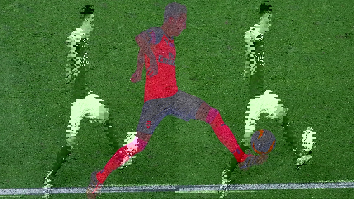 آرسنال يكثف محاولاته لبيع مسعود أوزيل