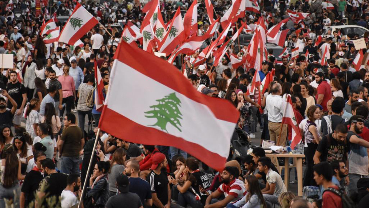 مجهولون يطلقون النار على متظاهرين في البقاع اللبناني