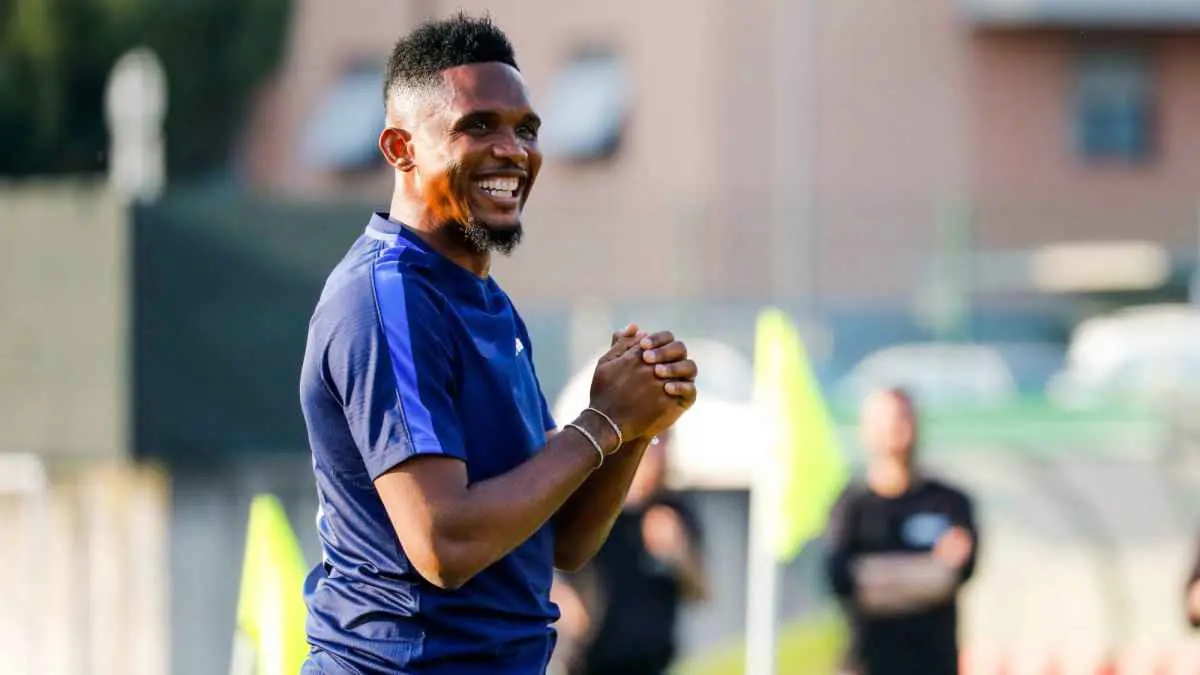 فضيحة فساد تضرب اتحاد الكرة الكاميروني بقيادة صامويل إيتو