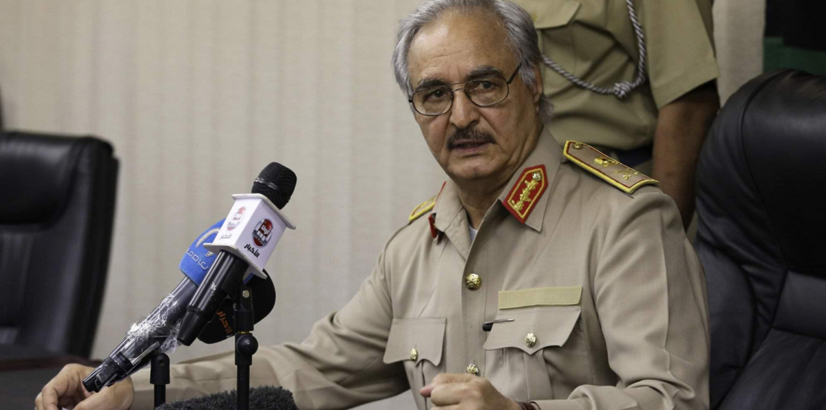 حفتر يكشف أسباب تأخر حسم معركة درنة ويتعهد بتحرير المدينة قريبًا