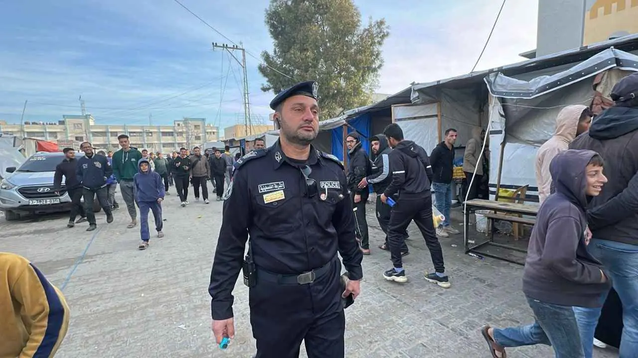 حماس تنشر شرطتها في غزة بعد دخول الهدنة حيز التنفيذ