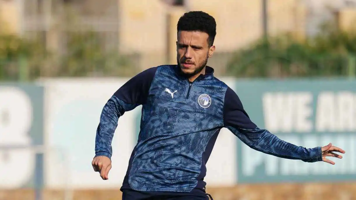 بيراميدز يكشف مدة غياب مصطفى فتحي